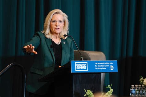 Liz Cheney urges New Hampshire primary voters to take a stand against GOP ‘cowardice’
